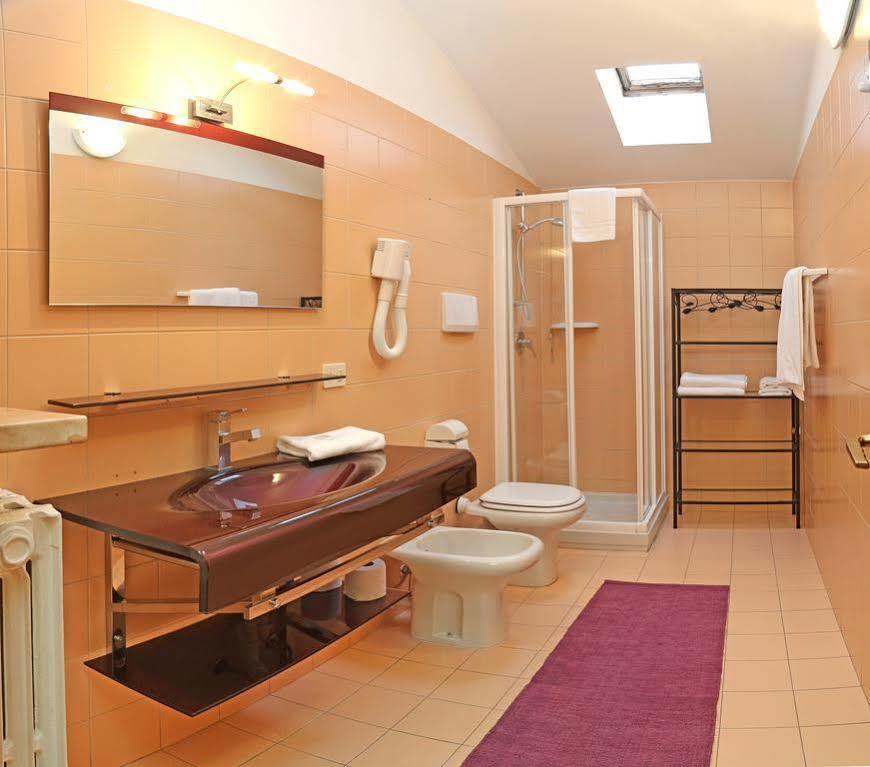 Hotel Residenza Alighieri Bardolino Exterior foto